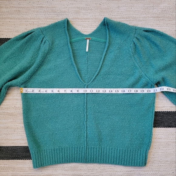 Free People | Emerald Aura | Slouchy V-neck Sweater - Picture 8 of 11